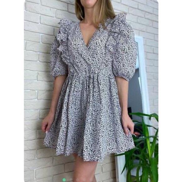 H&M Floral Puff Sleeve Dress with Ruffles, Sz M - Picture 2 of 15